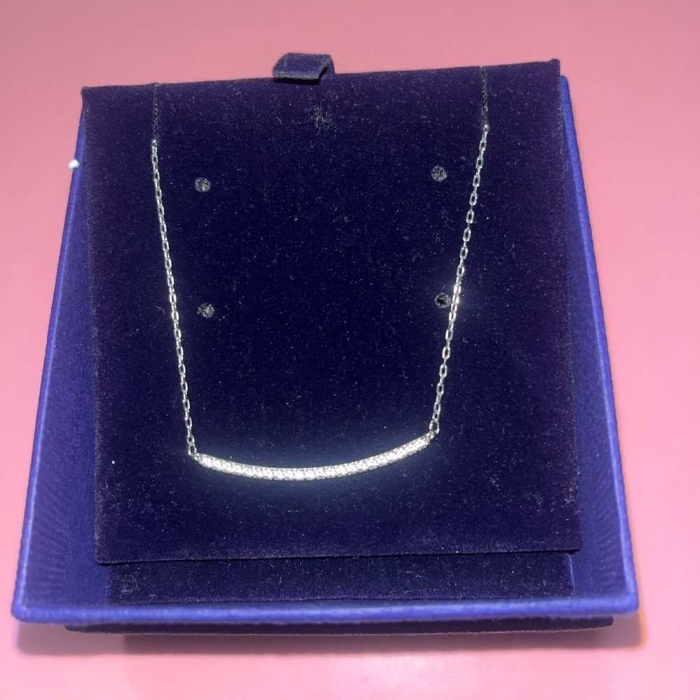 Swarovski curved bar necklace